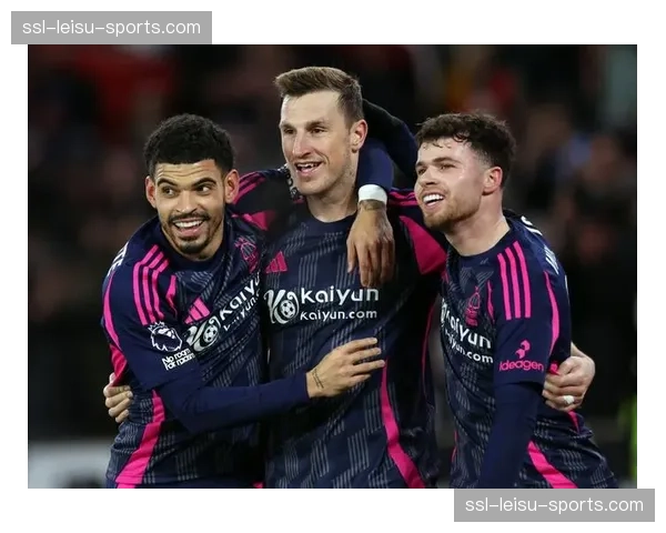 诺丁汉森林1-0水晶宫，克里斯-伍德替补登场完成绝杀