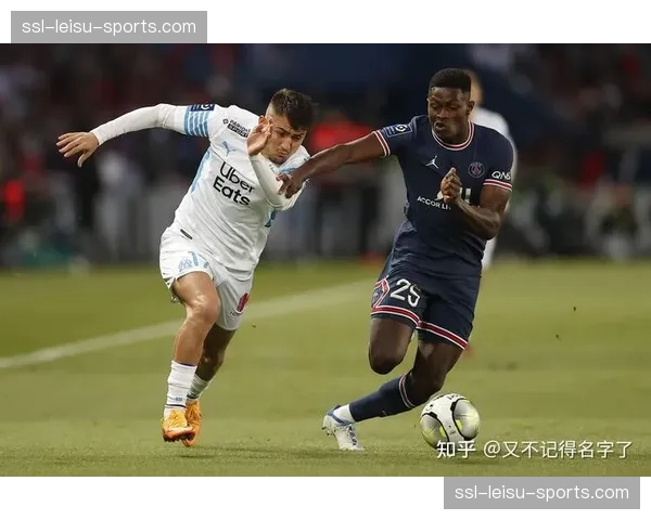 法国气象局发布预警，本周末多场法甲赛事可能因强降雨延期