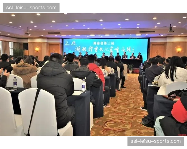 海南村排打造“趁春光赏乡韵·村晚”等三大主题活动，融合体育与乡村文化